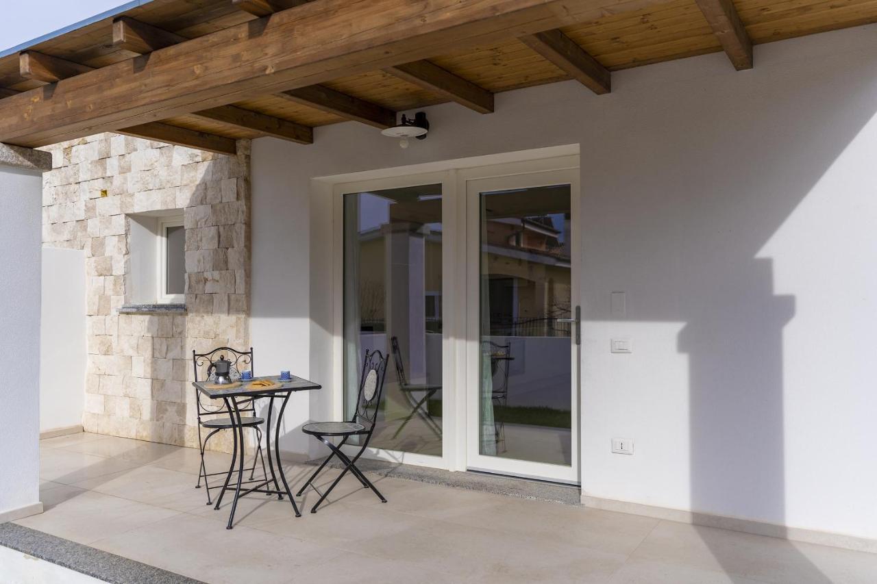 Villa Elena - Affitti Brevi Italia Àrbatax Exteriör bild