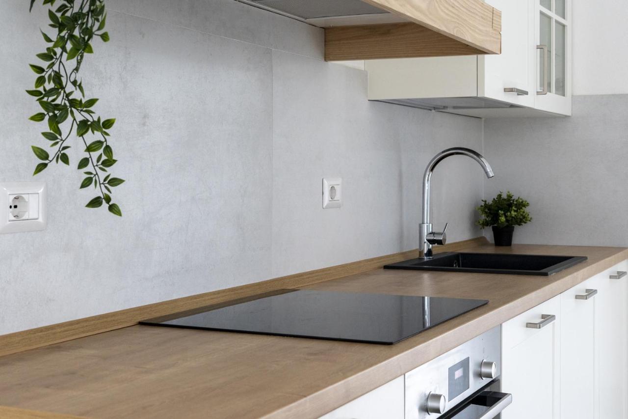 Villa Elena - Affitti Brevi Italia Àrbatax Exteriör bild